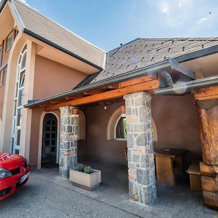 Guesthouse Mars Ig Exteriör bild